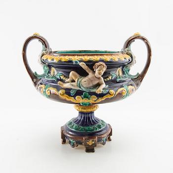 Vase Neo-Renaissance Rörstrand circa 190 majolica.
