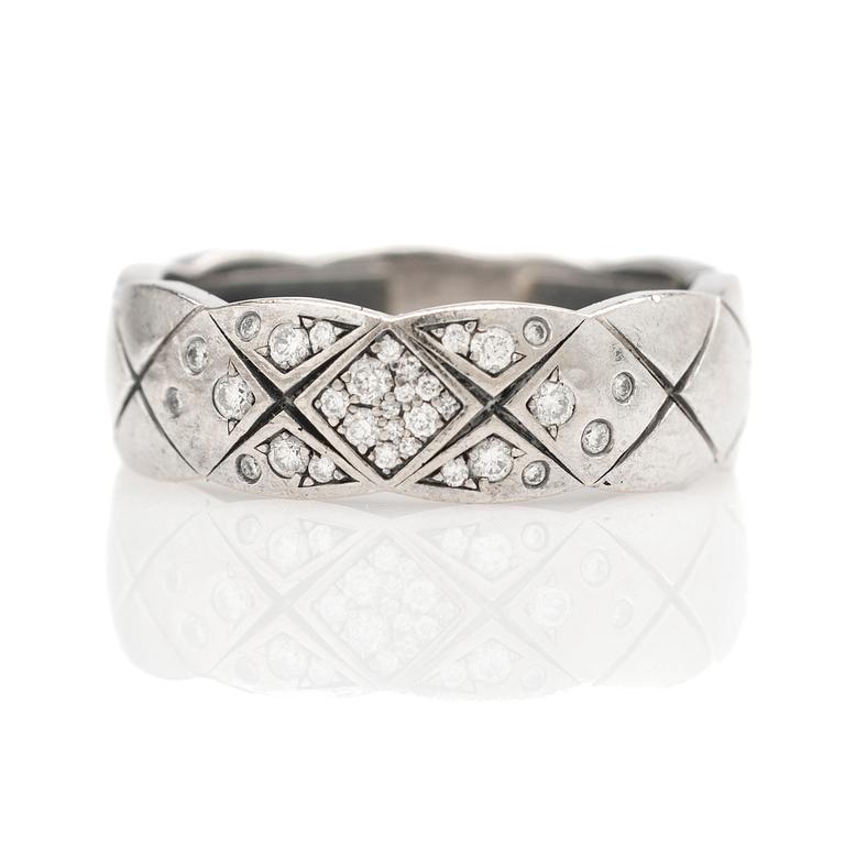 Chanel, Ring, 18K white gold with brilliant-cut diamonds.