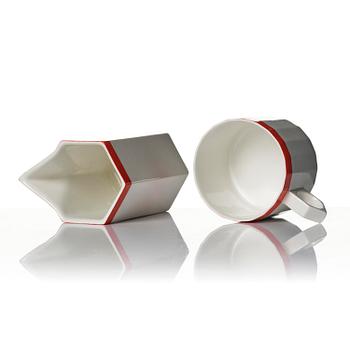 Karin Björquist, a 76-piece “Röd kant” bone china dinner service, Gustavsberg, post 1968.