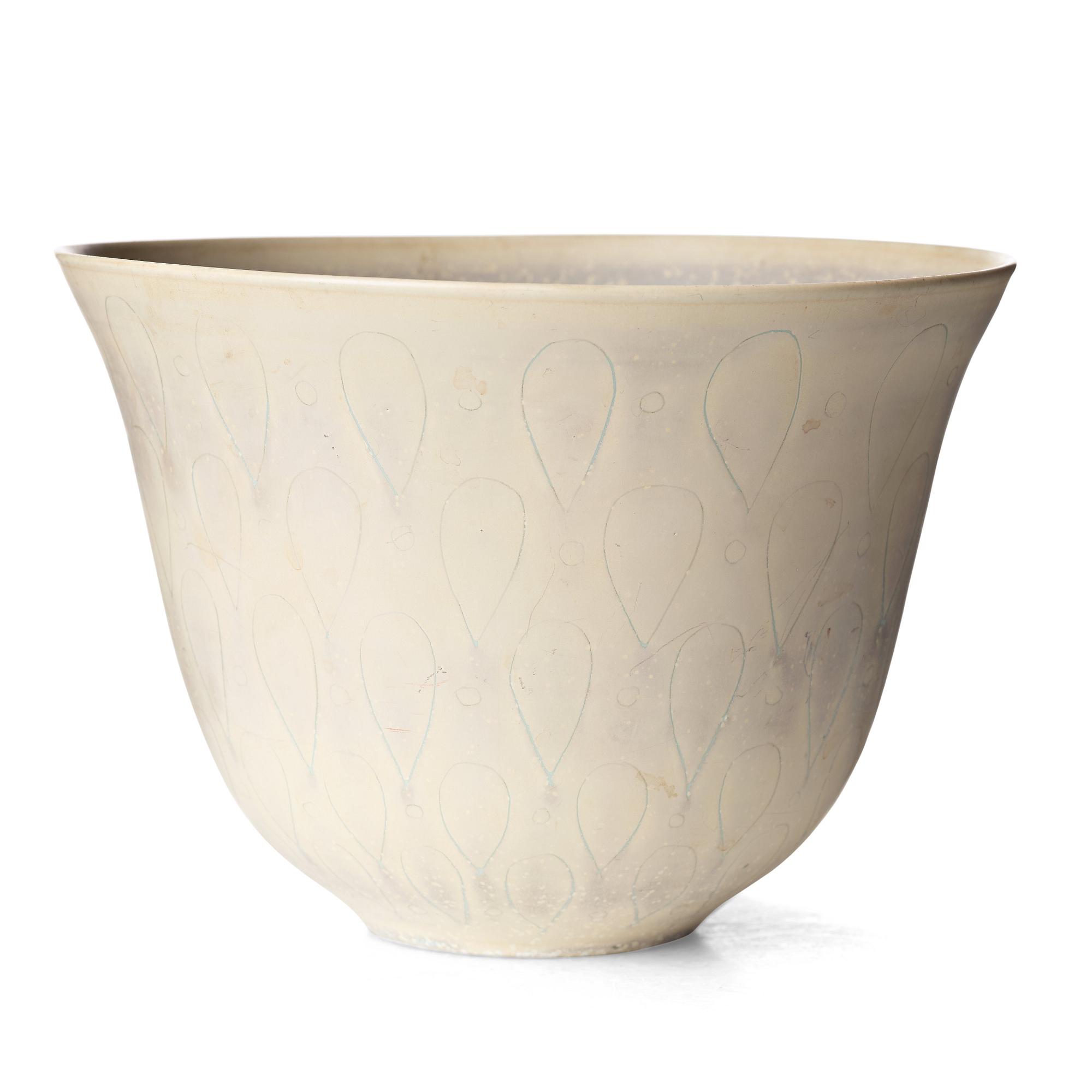 Stig Lindberg, a stoneware bowl, Gustavsberg studio, Sweden 1945.