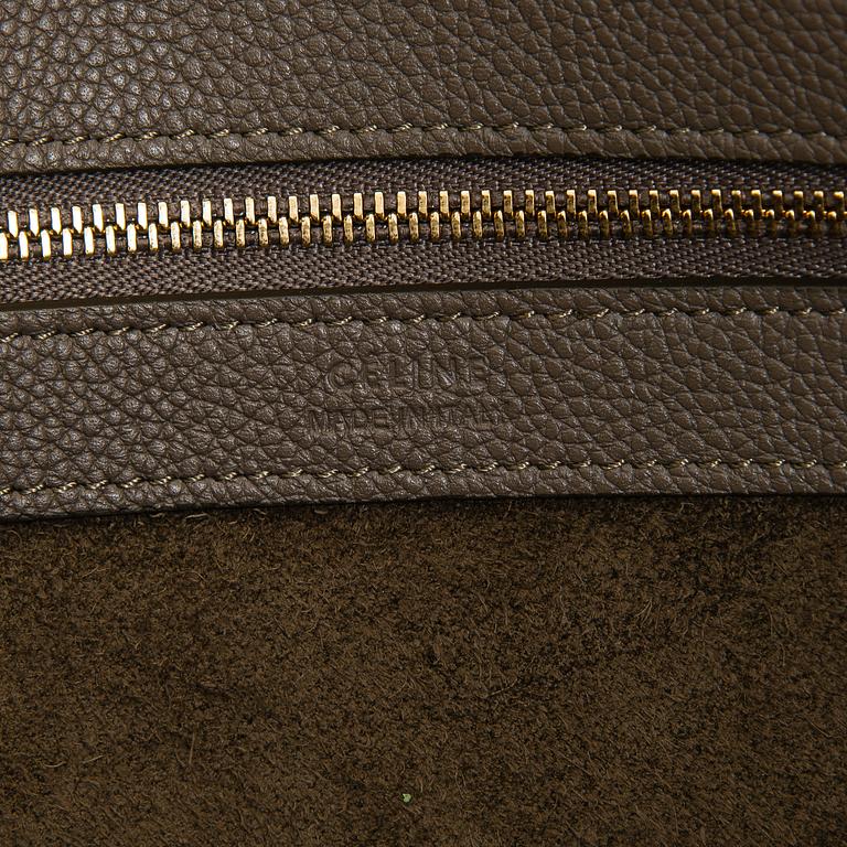 Céline, a 'Cabas Phantom Tote' bag.