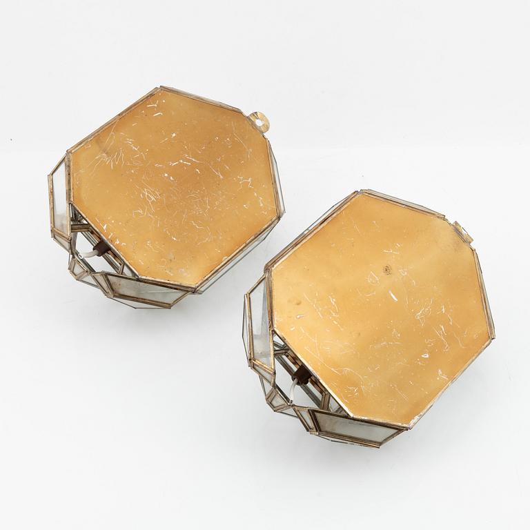 Vägglampor, ett par, Taurus, Spanien, 1900-talets andra hälft.