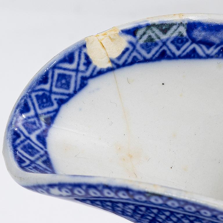 Gustavsberg, servisdelar, 69 st, "Willow", tidigt 1900-tal.