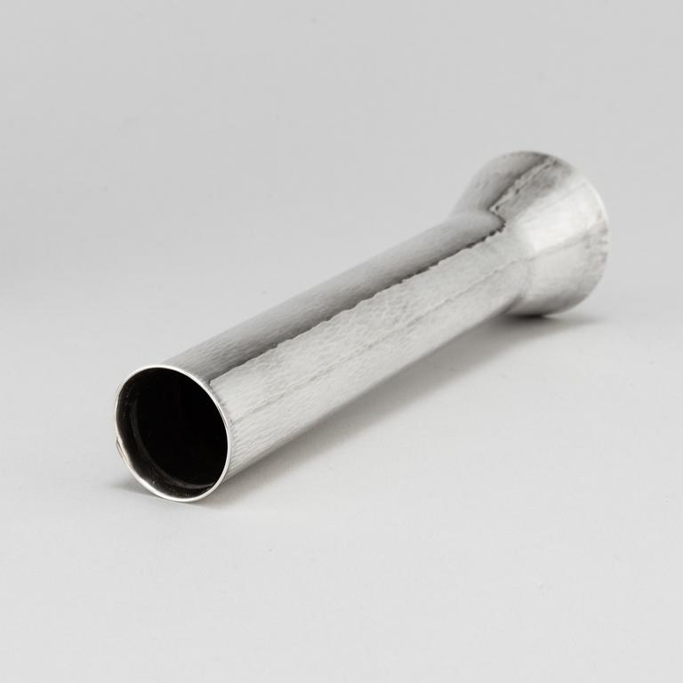 SIGURD PERSSON, a sterling silver vase, Stockholm, 1979.