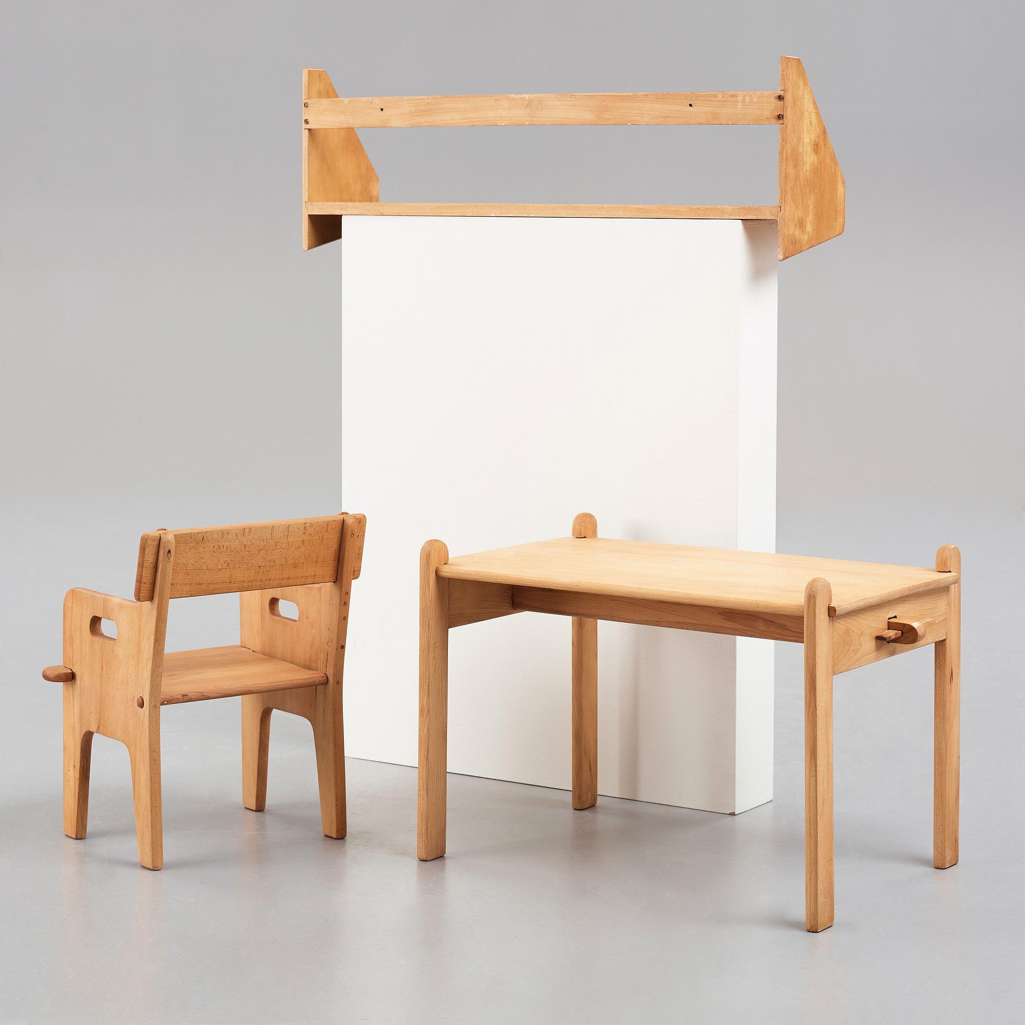 HANS J WEGNER, Peter's Chair, Table and Shelf", FDB Møbler, Danmark 1940-tal.