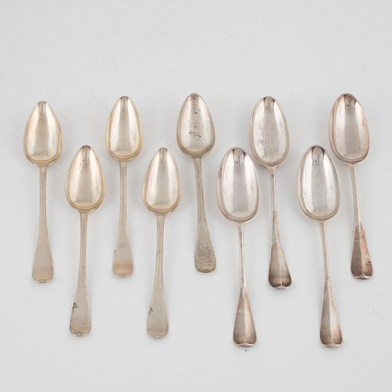 Four english place spoons, including William Soame, London, 1734, and five place spoons by Nils Wendelius, Sweden, 1837.