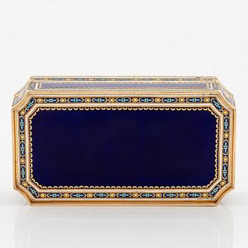 An probably early 19th century Hanau gold and royal blue enamel box with pearls.