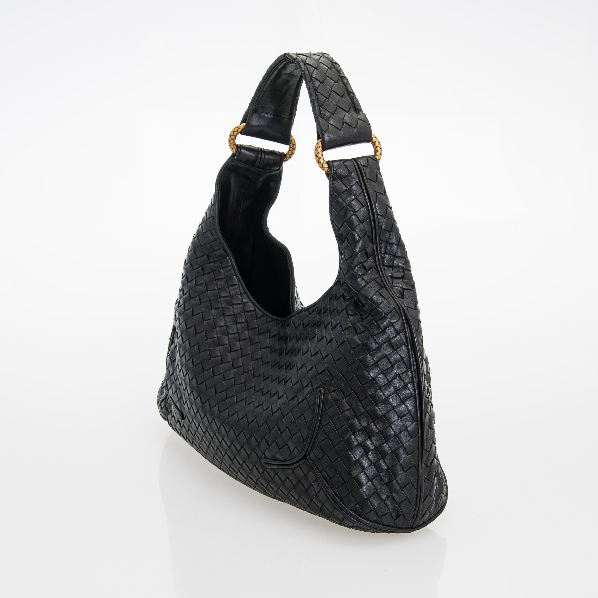 Bottega Veneta, 'New Ball Hobo' bag.