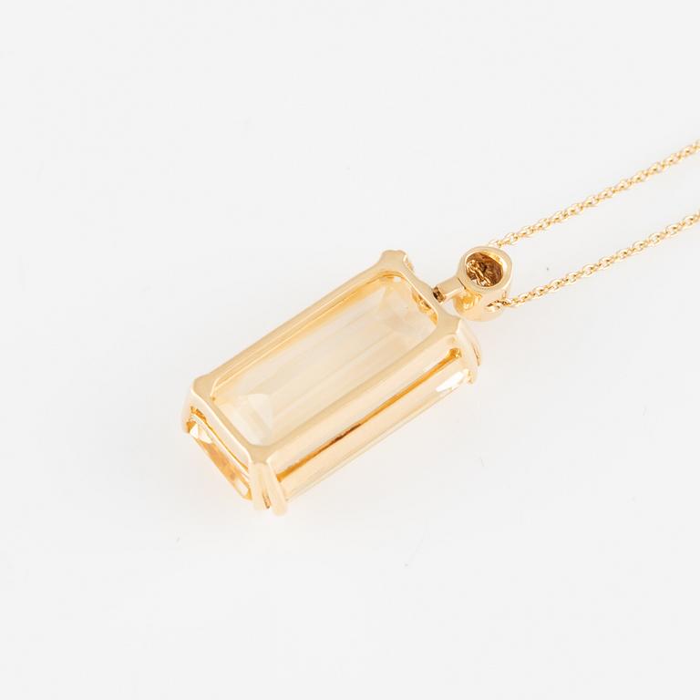 Collier, guld, smaragdslipad citrin med briljantslipad diamant.