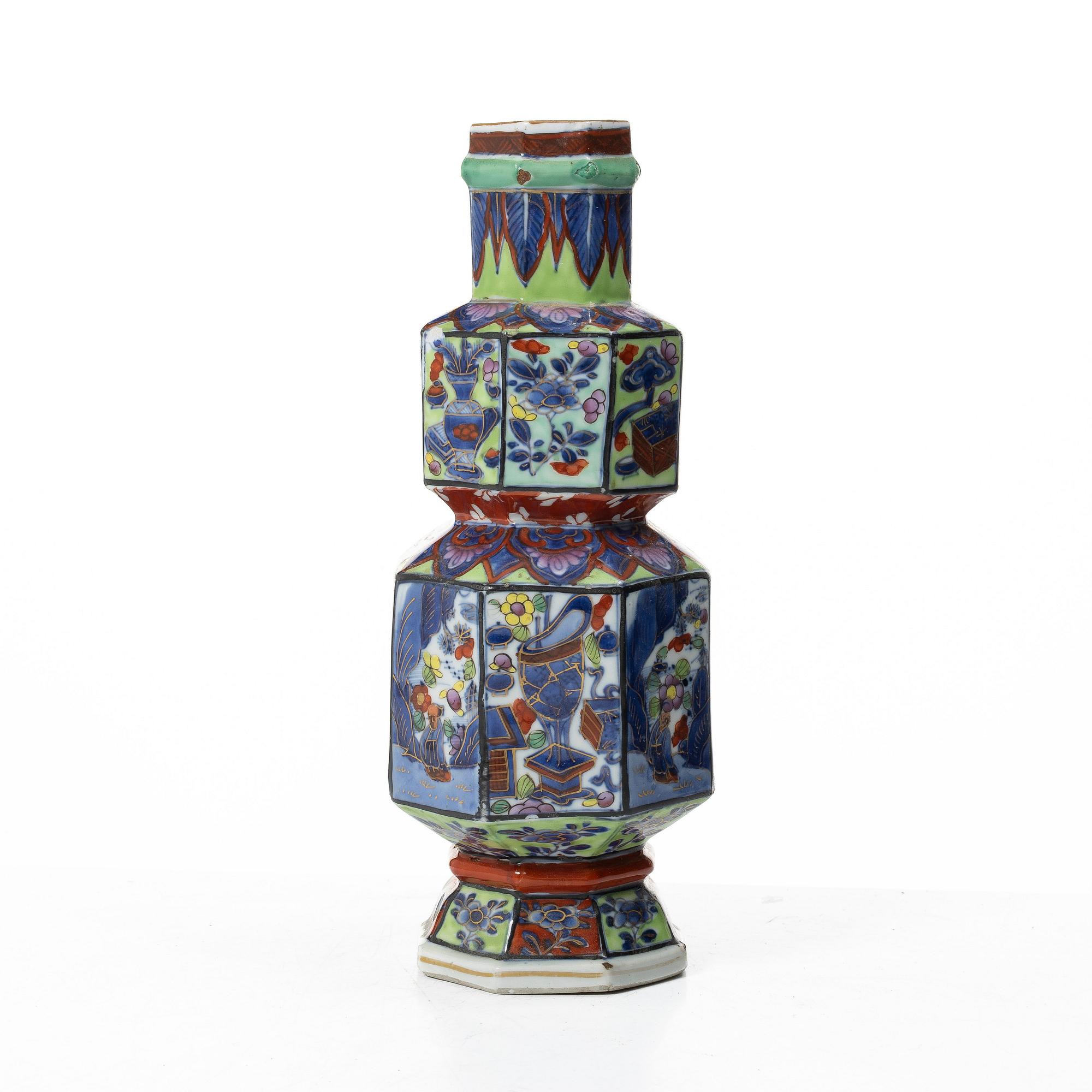 A 'clobbered' vase, Qing dynasty, Kangxi (1662-1722).