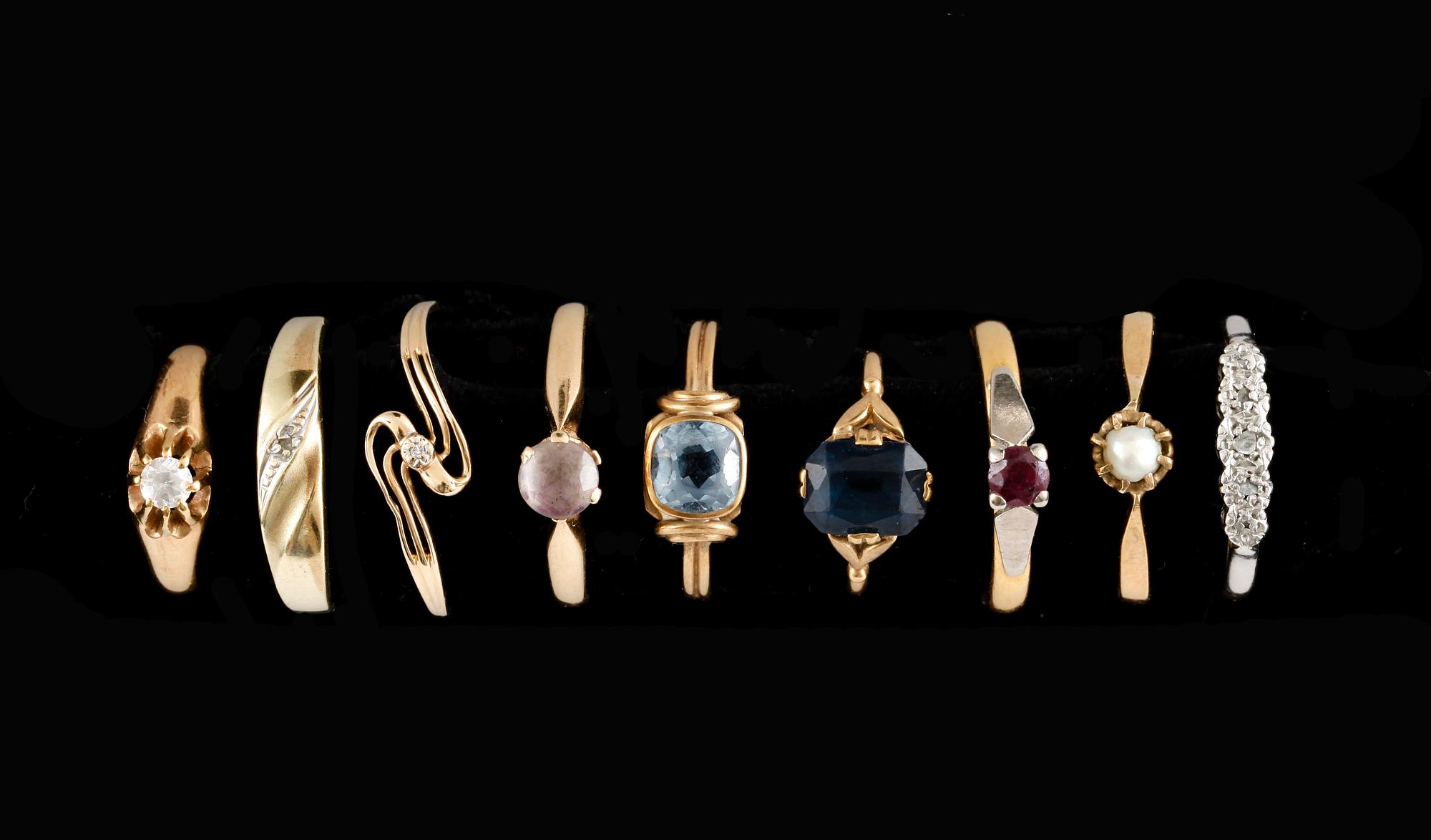 RINGAR, 9st, mestadels 18k guld. Totalvikt 18,9g.