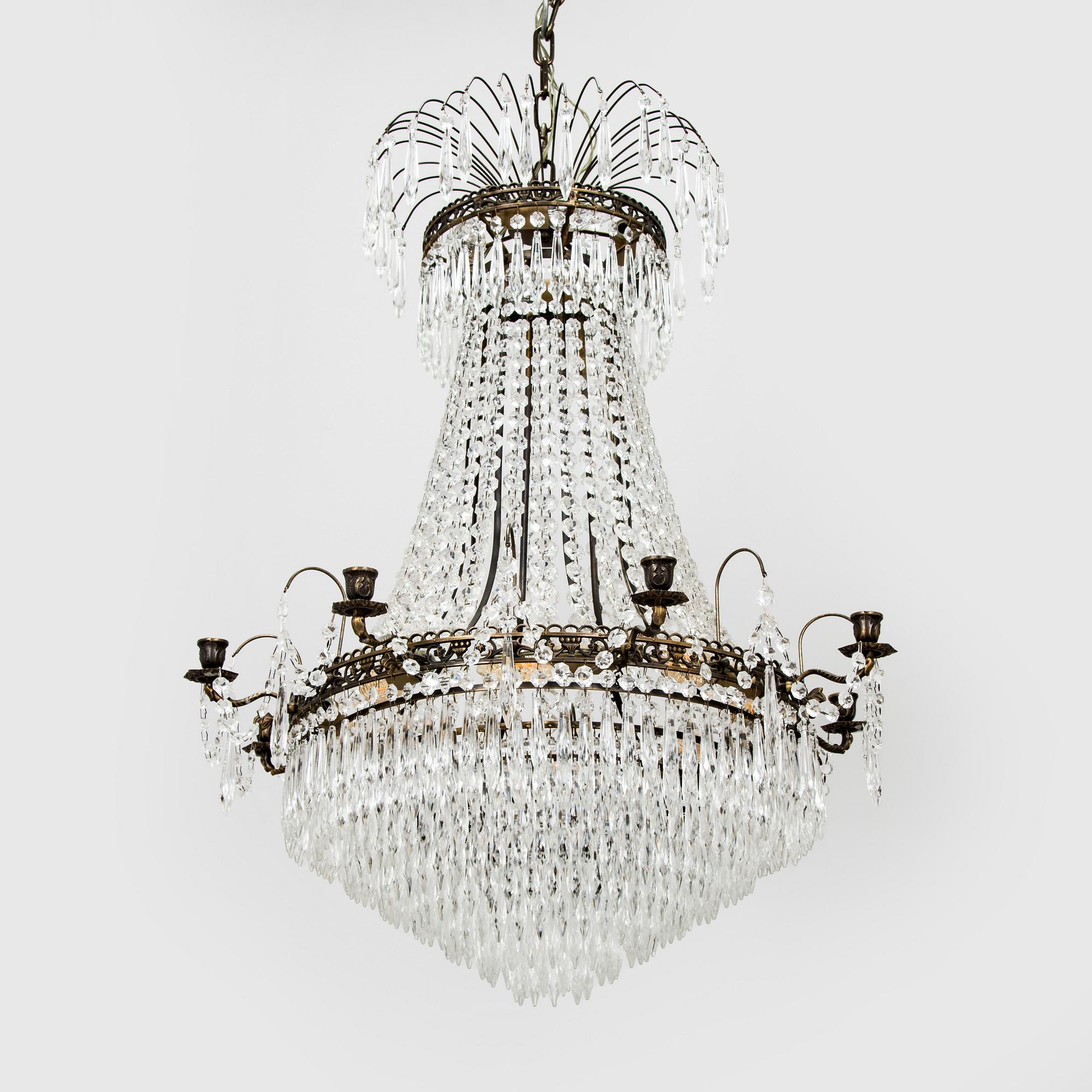 Kattokruunu, empire-tyyli, 1900-luvun puoliväli.