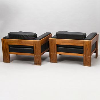 TOBIA SCARPA, FÅTÖLJER, ett par, "Bastiono", Haimi 1960-talets slut.