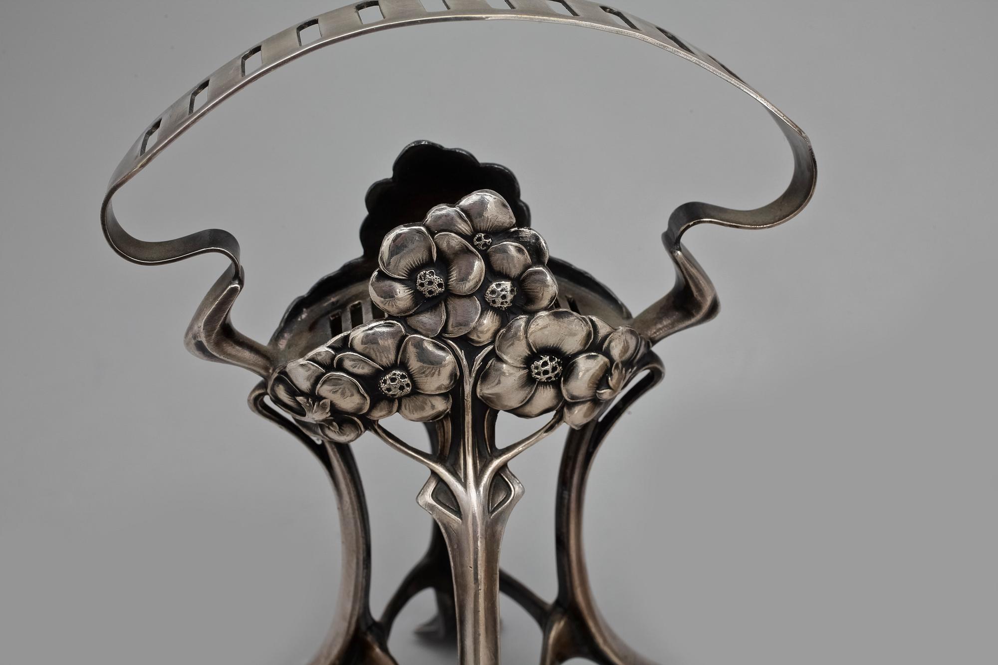 KNIVSTÄLL, 2 st, nysilver, bl.a. WMF, jugend, 1900-talets första hälft.