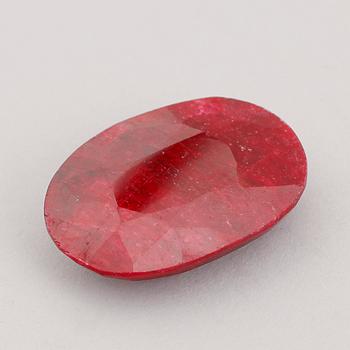 RUBIN, ca 125 ct, ca 25 gram.