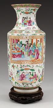 A polychrome Kanton floor vase, late Qing.