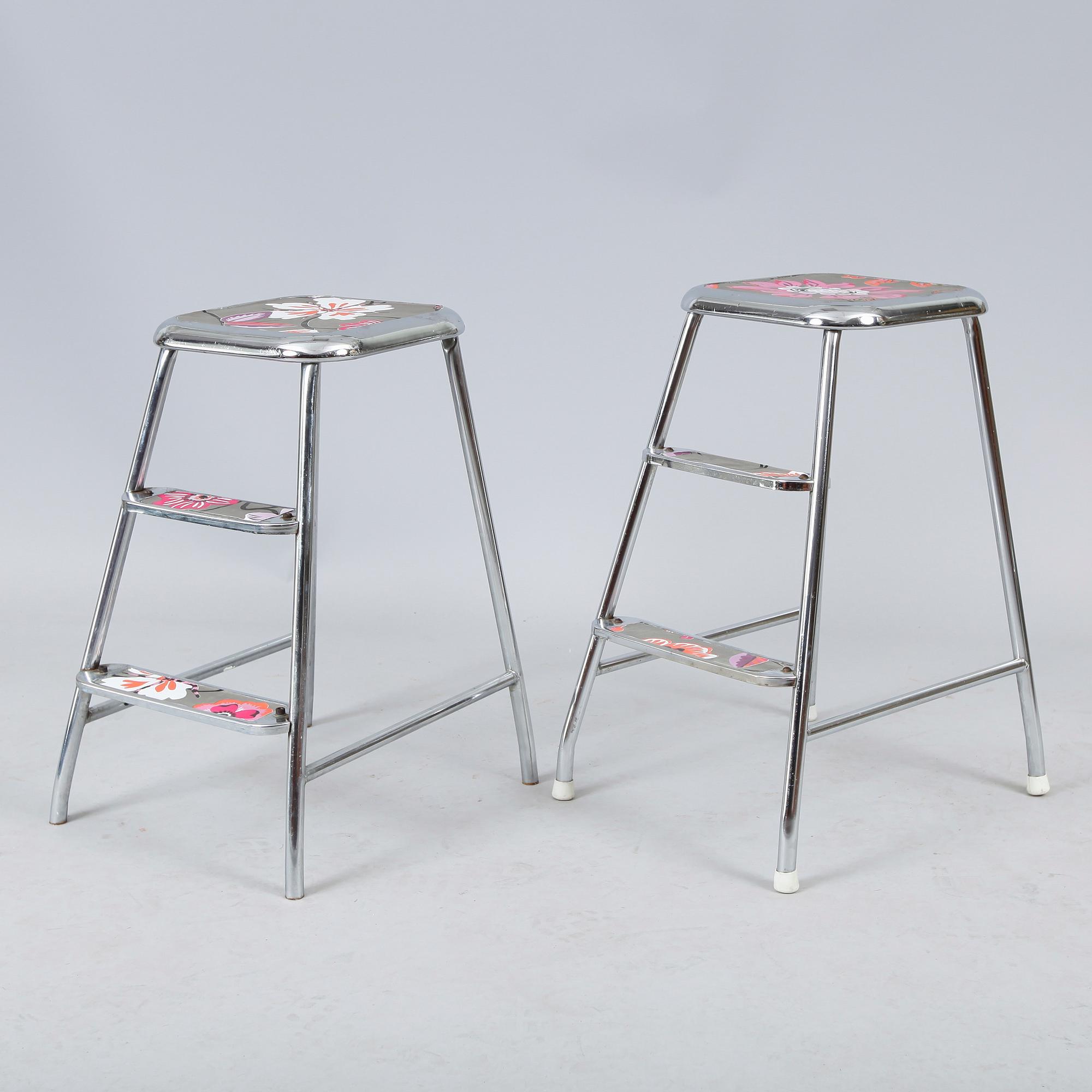 KÖKSPALLAR, 2 st, 1900-talets mitt.