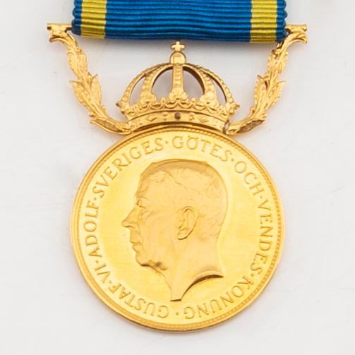 Medal "For Diligence and Integrity in the Service of the Realm" 18K gold.