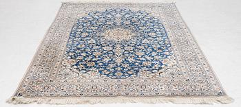Carpet, Nain, approx. 255 x 155 cm.