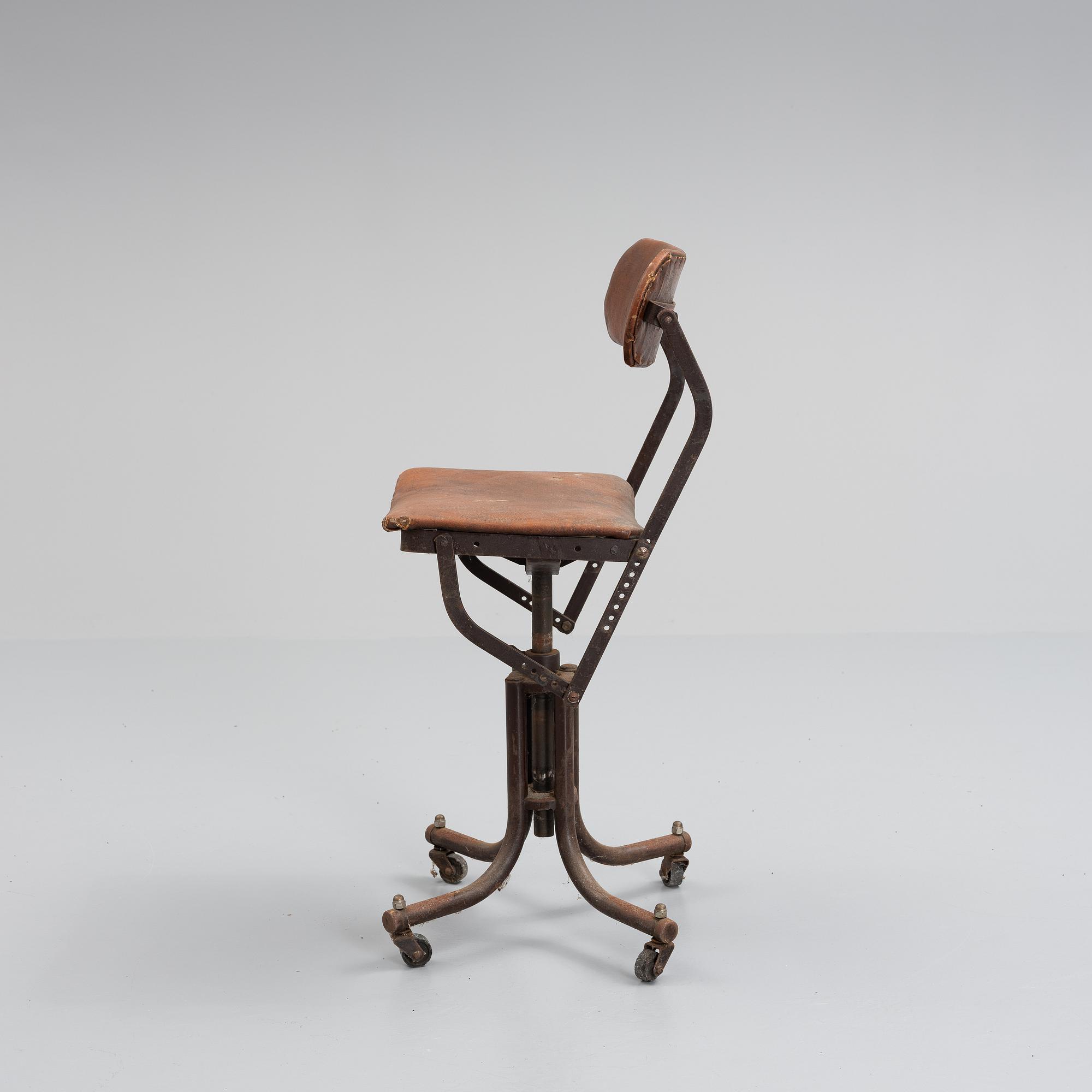Chair, industrial model, first half of the 20th century.