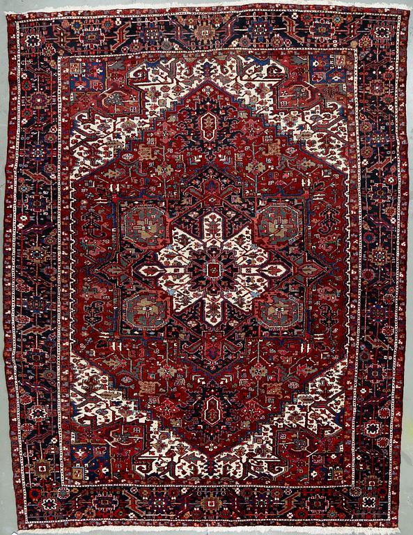 MATTA, semiantik/old, Heris, ca 381x288 cm.