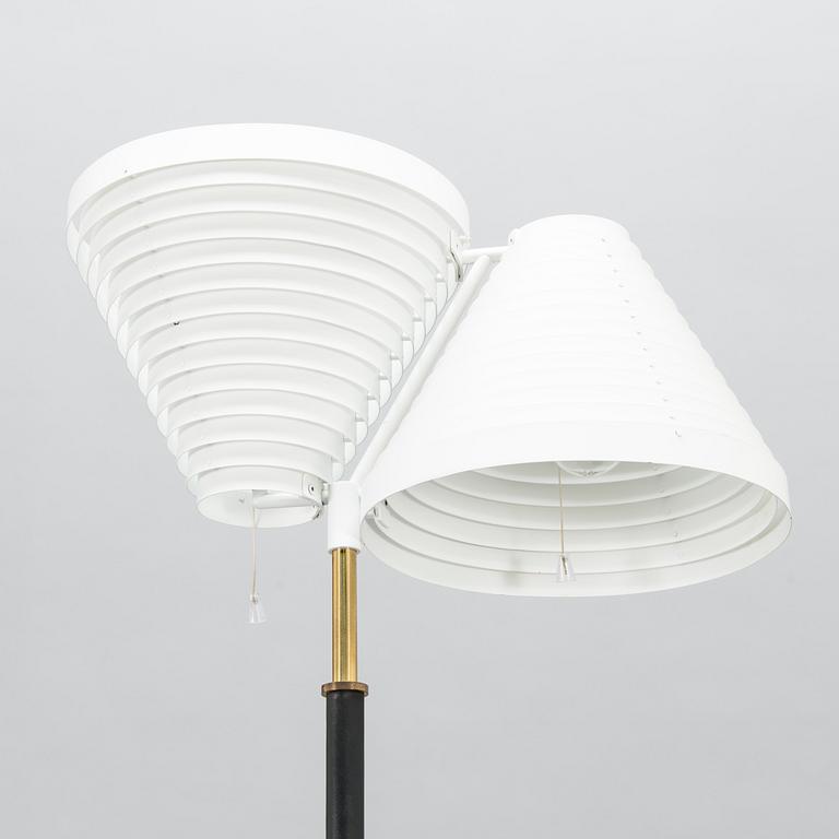 ALVAR AALTO, A late 20th century 'A 810' floor lamp for Valaisinpaja.