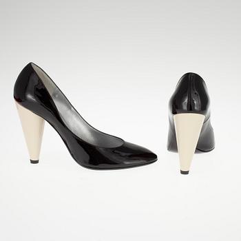 SKOR, pumps, Charles Jourdan.