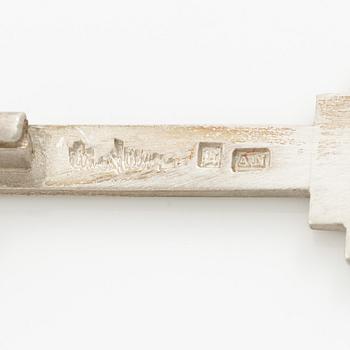 Wiwen Nilsson, a brooch, silver, geometric shape, Lund 1941.