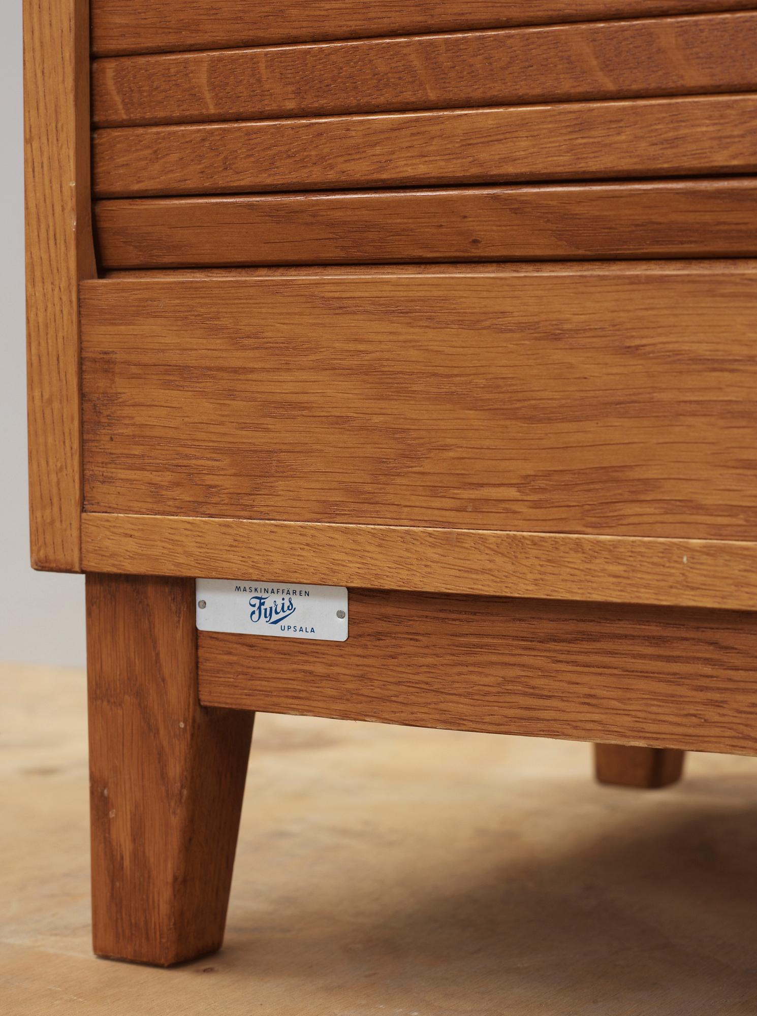 ARKIVSKÅP, 1900-talets andra hälft.