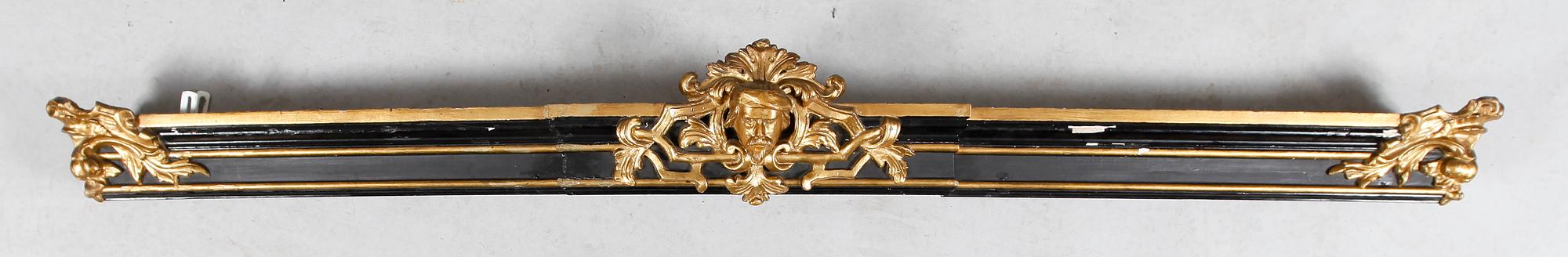 KORNISCH, gustaviansk stil, 1800-/1900-tal.