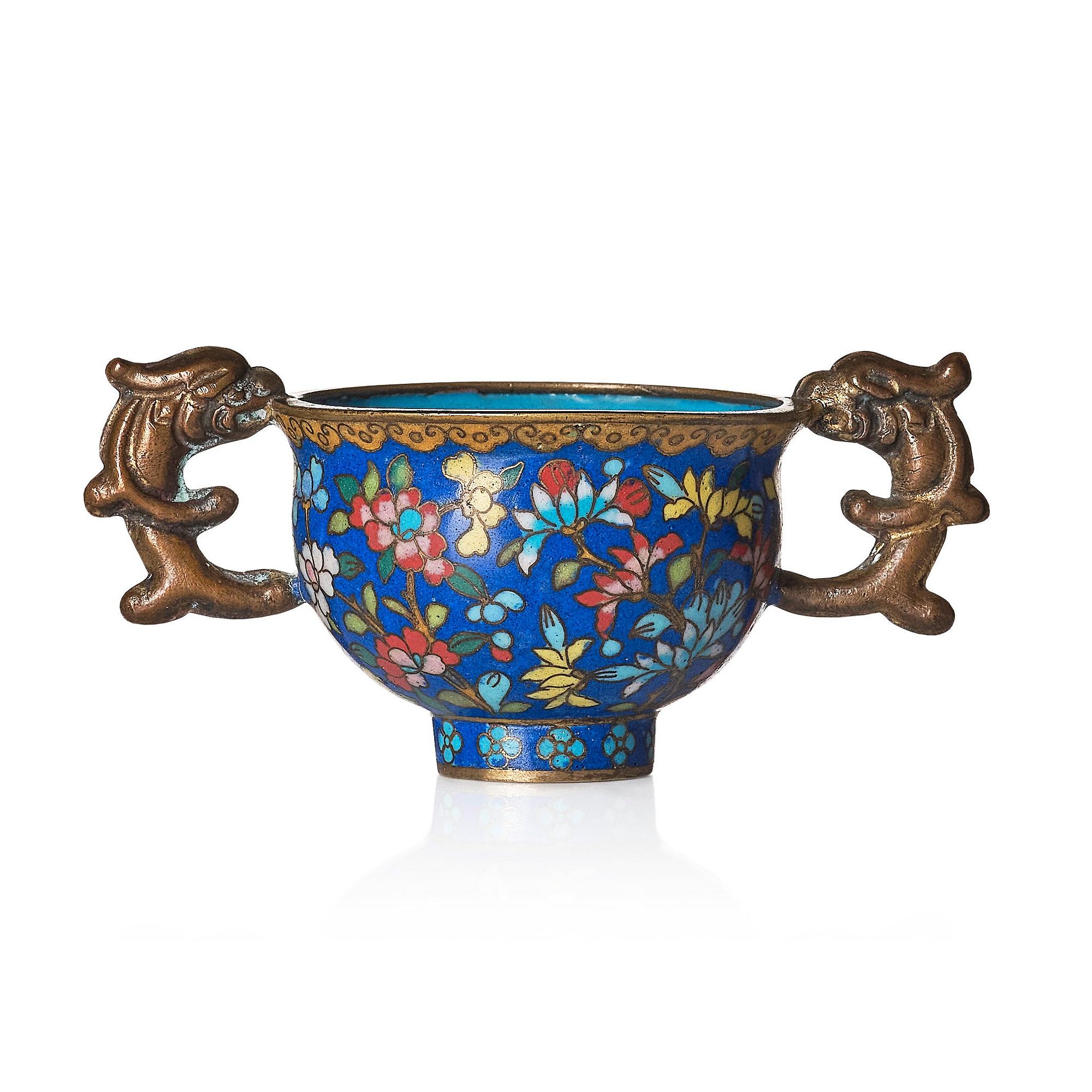 Kopp, cloisonné. Qingdynastin, 1800-tal.