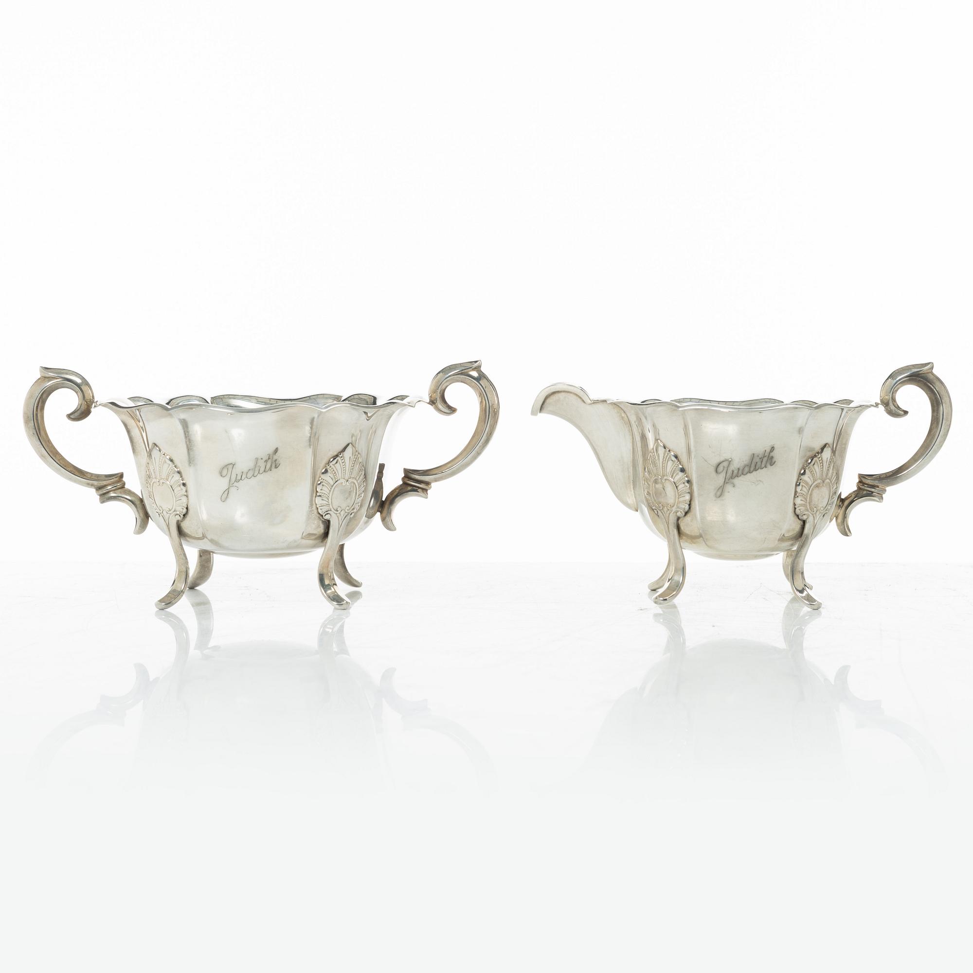 Th Marthinsen, sugar bowl and cream jug, silver, Tönsberg, Norway, first half of the 20th century.