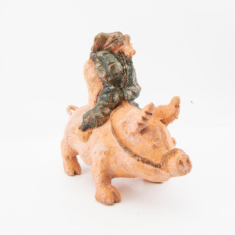 Tommy Assarsson, Gnome riding a pig.