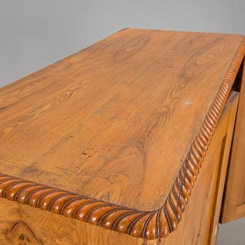 SKÄNK, senempire, 1800-talets mitt.