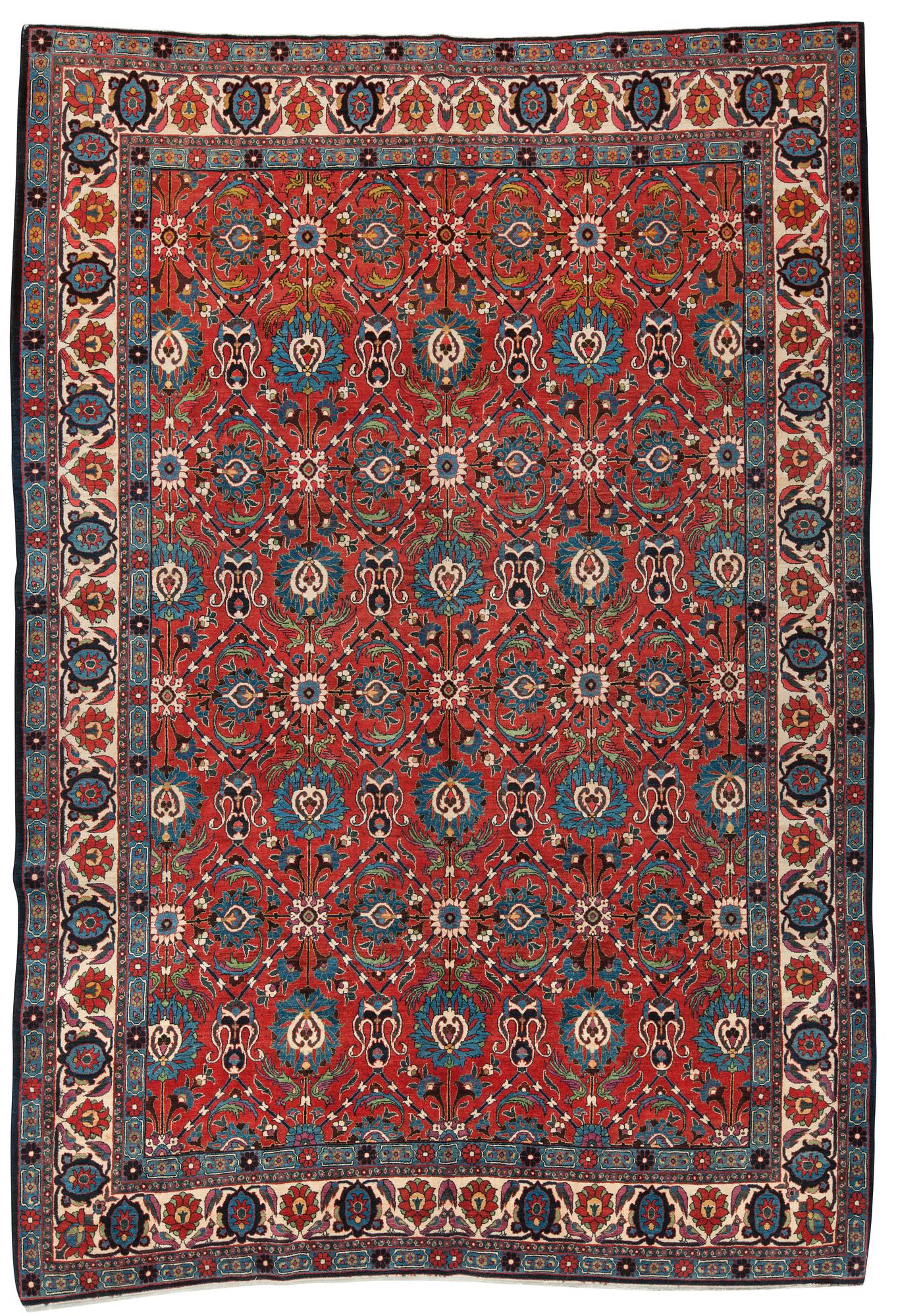 A CARPET. A semi-antique Veramin probobly. 303-311 x 208,5 cm.