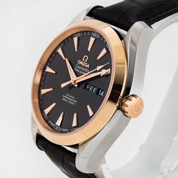 OMEGA, Seamaster (150m/500ft), Aqua Terra 150M, Annual Calendar, Chronometer, wristwatch, 43 mm.