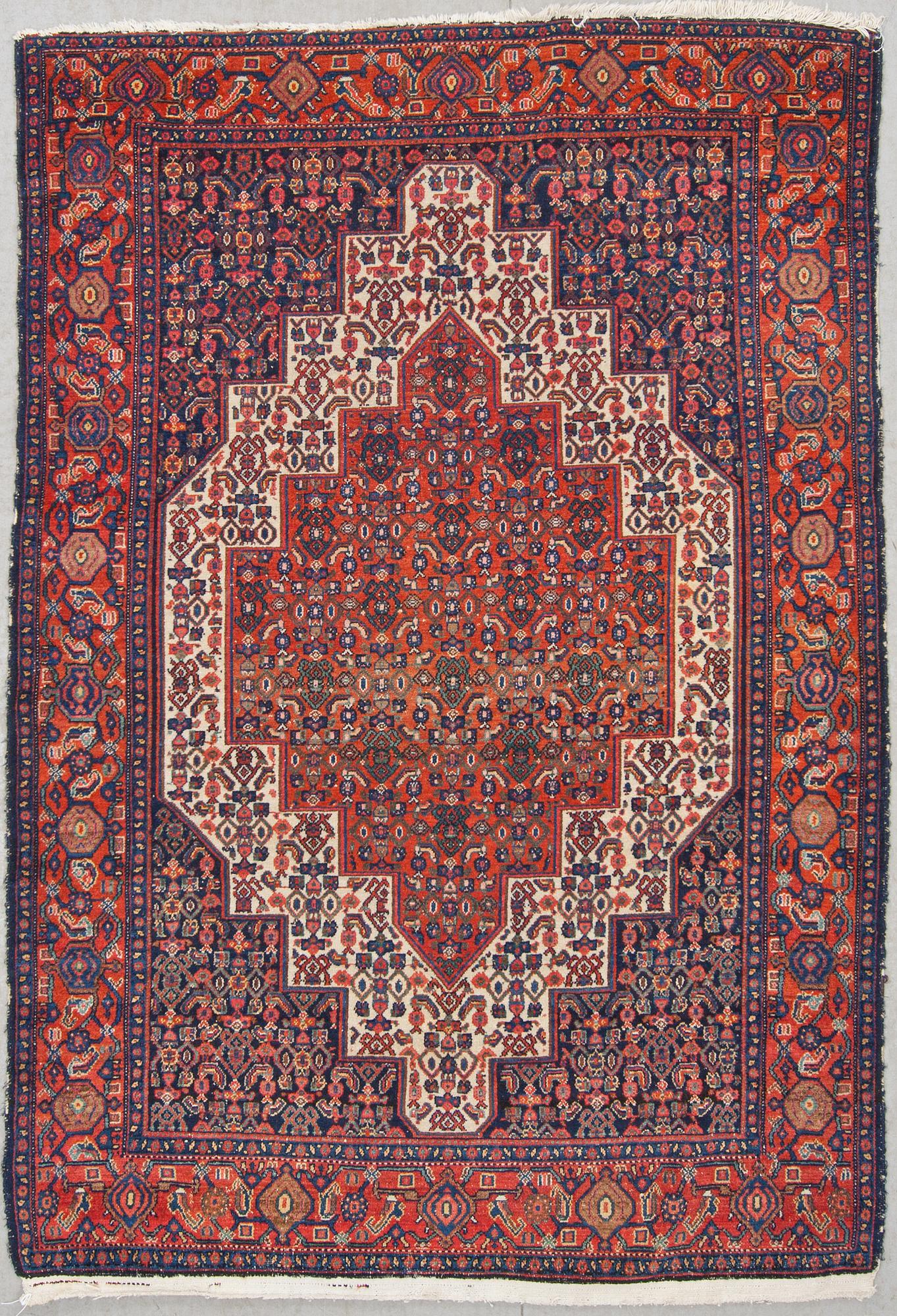 MATTA, semiantik, Senneh, ca 195 X 132 cm.