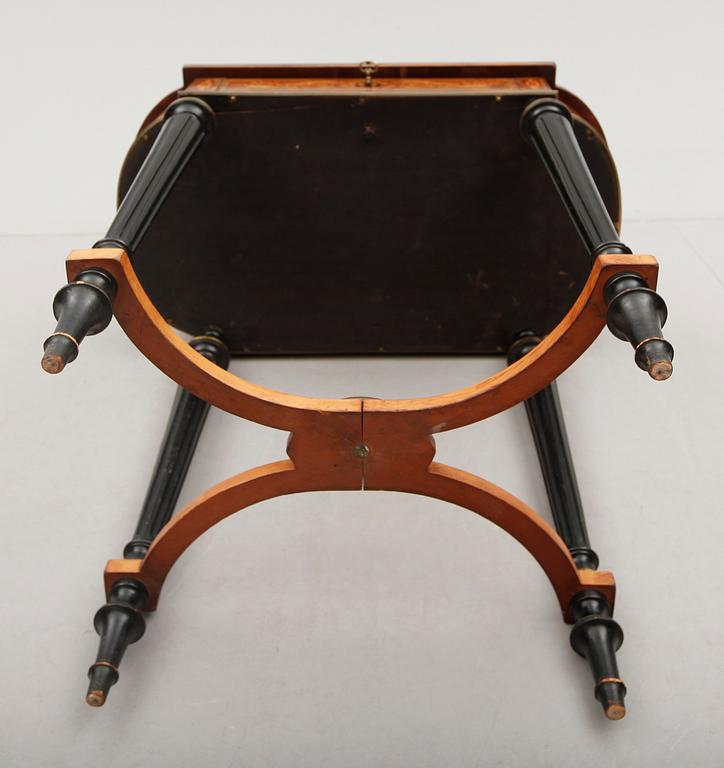 DAMARBETSBORD, Louis XVI-stil, 1800-talets andra hälft.