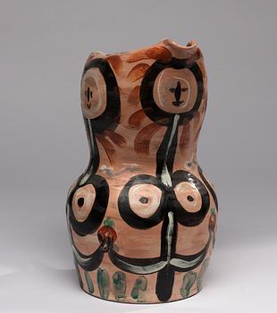 A Pablo Picasso faience jug, 'Femmes Fleurs'´, Madoura, Vallauris, France 1948.