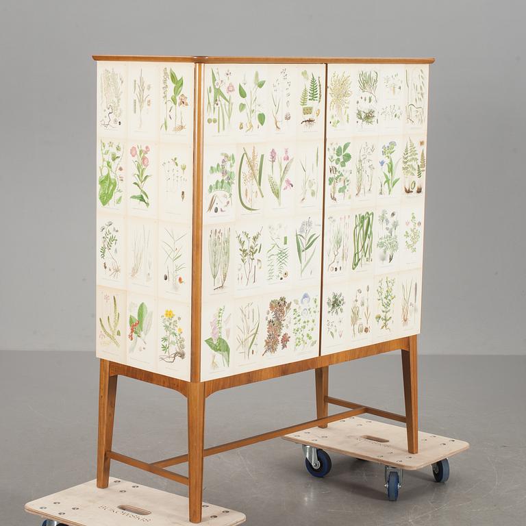 SKÅP, Svensk Möbelindustri. 1900-talets mitt.