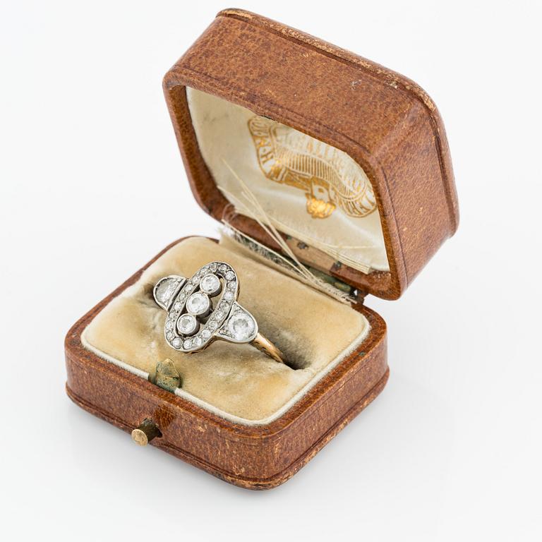 Ring, with old-cut and octagonal-cut diamonds.