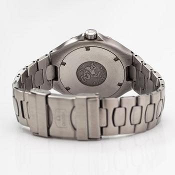 Omega, Seamaster, 200m, "Pre-Bond", armbandsur, 38 mm.