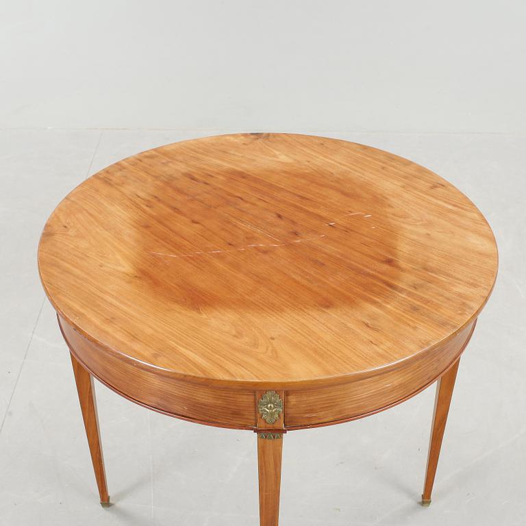 BORD, sengustavianskt, omkring 1800.