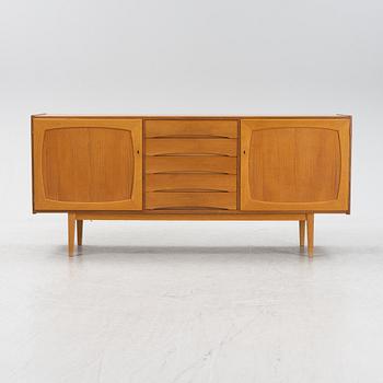 A teak and oak sidebaord, 1950's/60's.