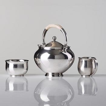 Harald Nielsen, a 3 pcs sterling tea service, Georg Jensen, Copenhagen 1945-77.