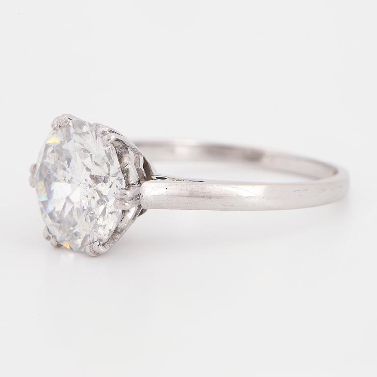 RING, platina med briljantslipad diamant.