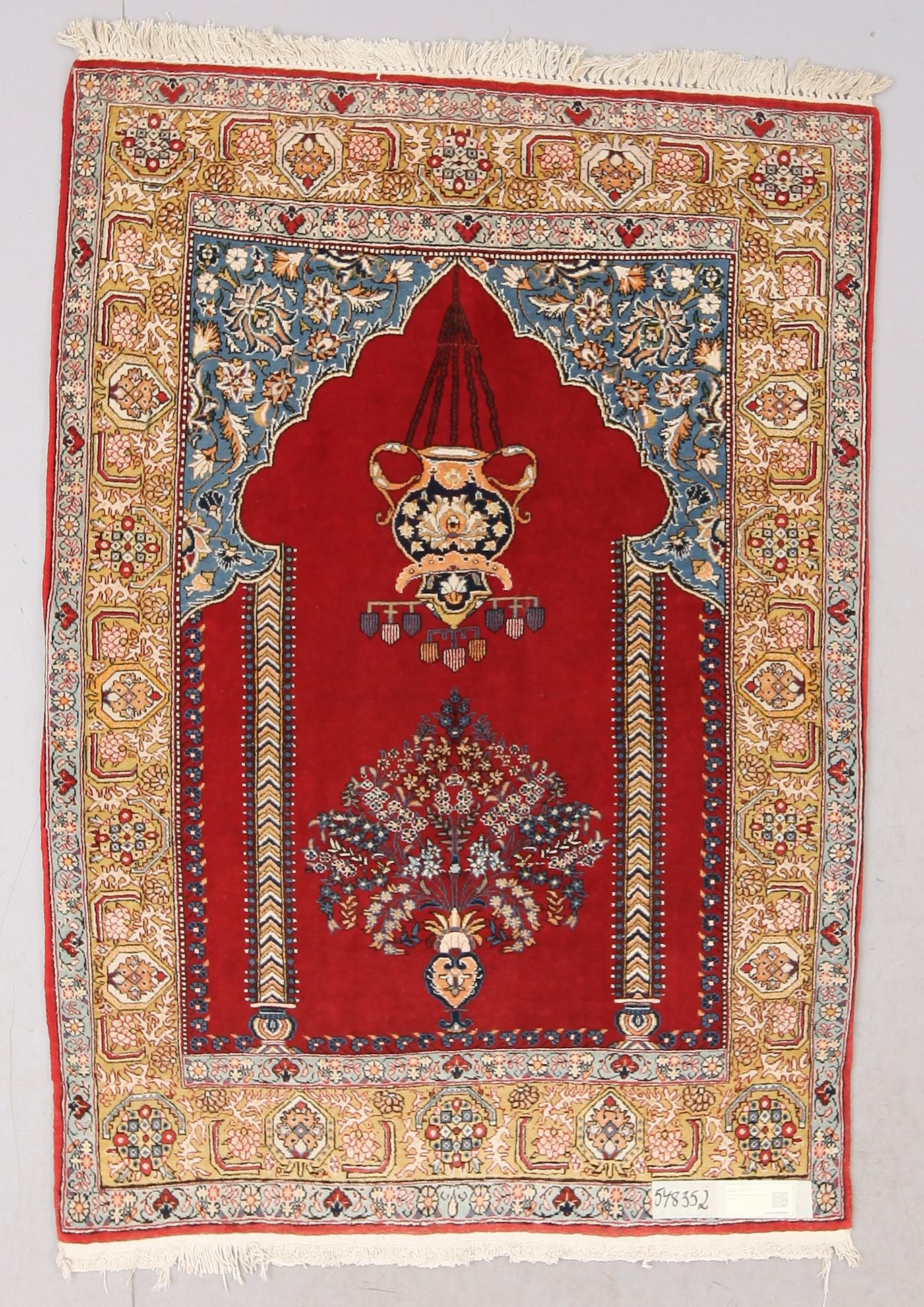 MATTA, orientalisk. Ca 110 x 155 cm.