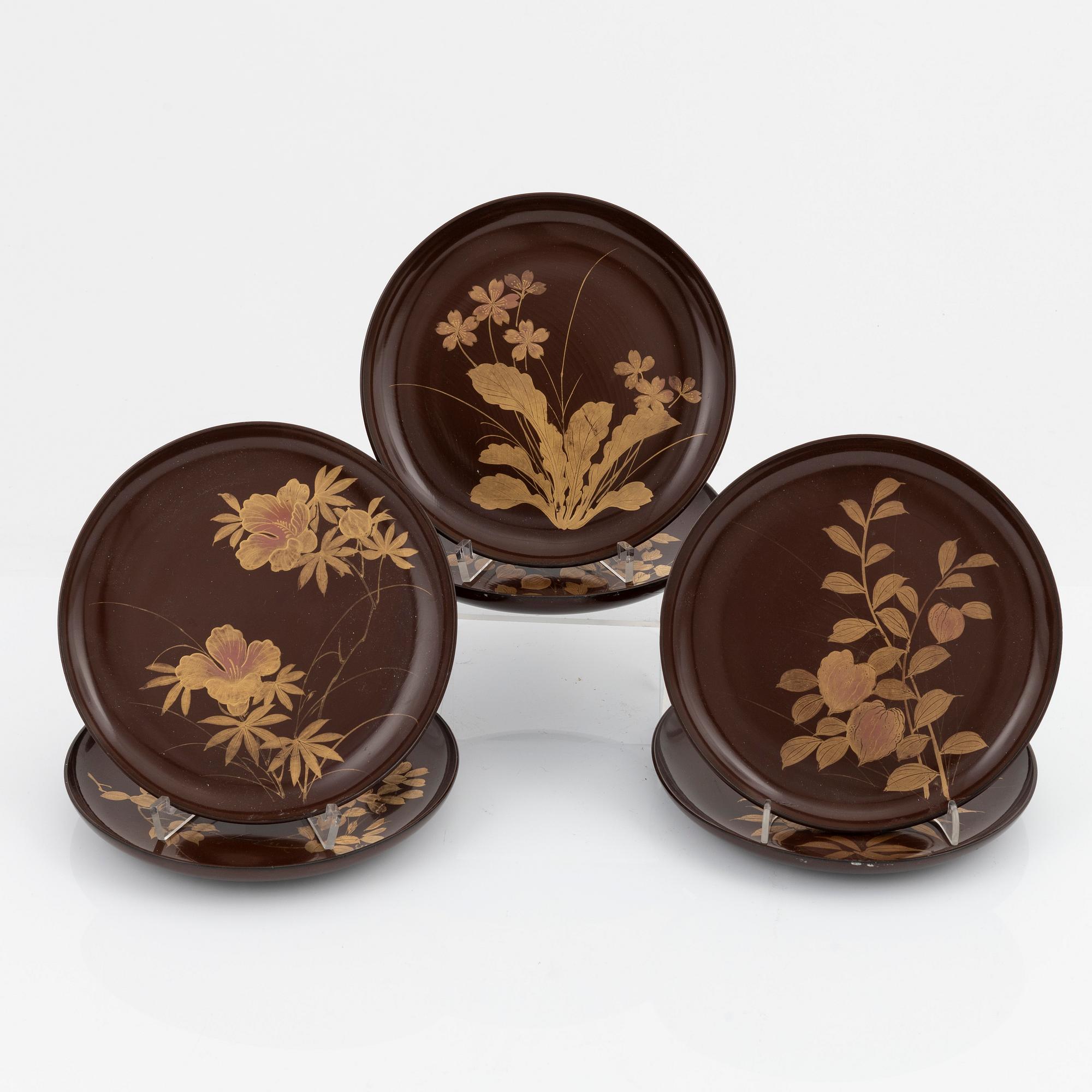 Six lacquerware plates, Japan, Meiji (1868-1912).