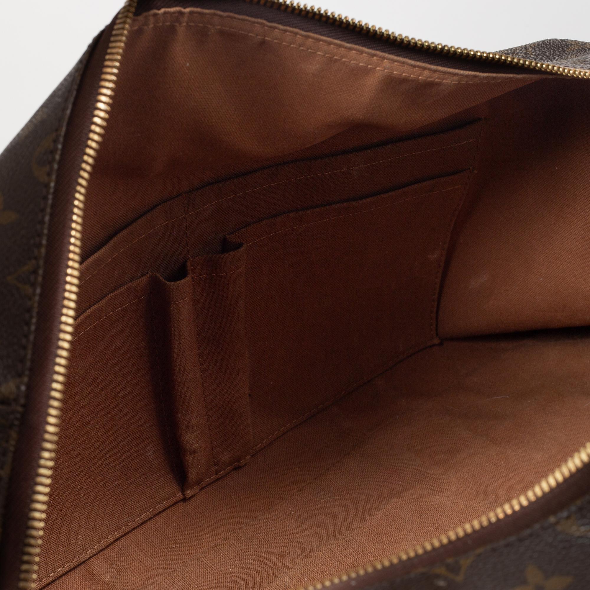 Louis Vuitton, weekend bag, "Weekender MM Beaubourg".