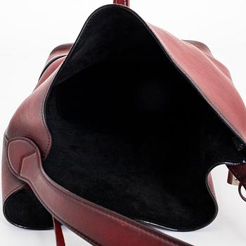 Louis Vuitton, a "NN14 GM" bag.